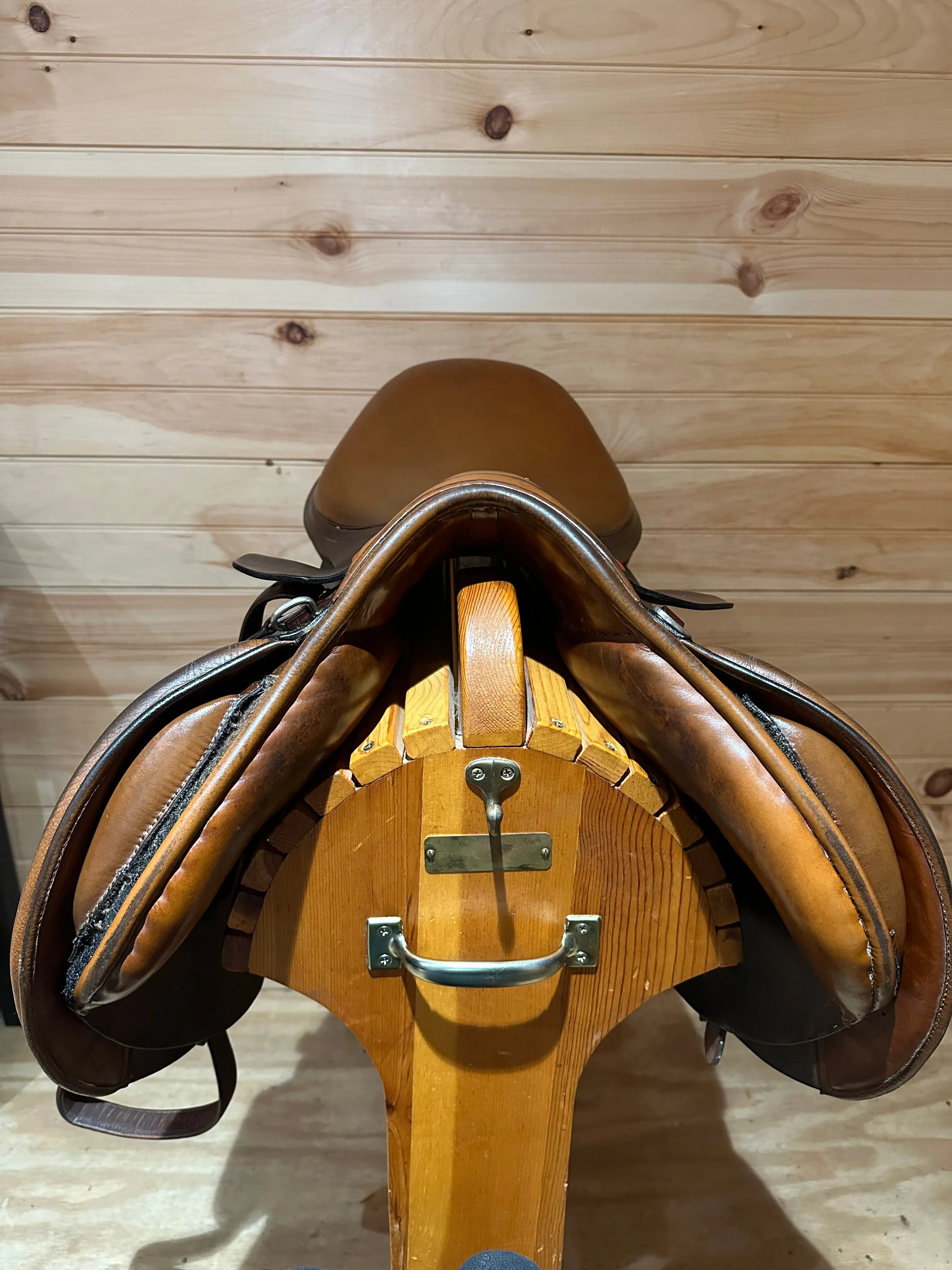 16.5” Duett Allegro2 Close Contact Jumping Saddle XW (36cm)