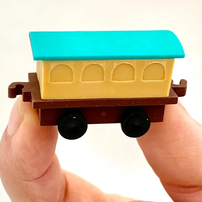383231 IWAKO TRAIN ERASER CARD-SINGLE