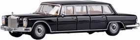 Alloy Resin Car Vehicle Model Fit for Mercedes-Benz Pullman Extended 1 64 Alloy Classic Car Model Collection Adult Toys Crafts Festive Deluxe Gift (Color : Black)