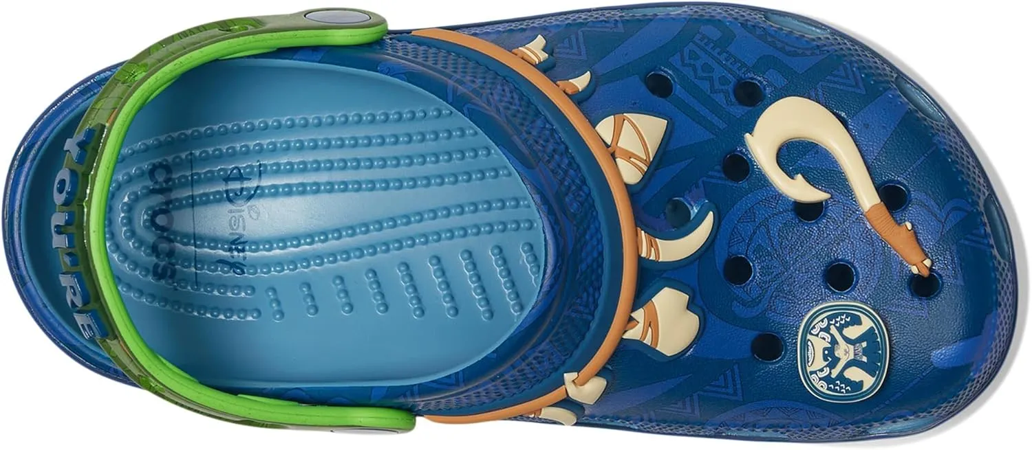 Crocs Unisex-Child Disney Moana Classic Clogs (Little Big Kid)