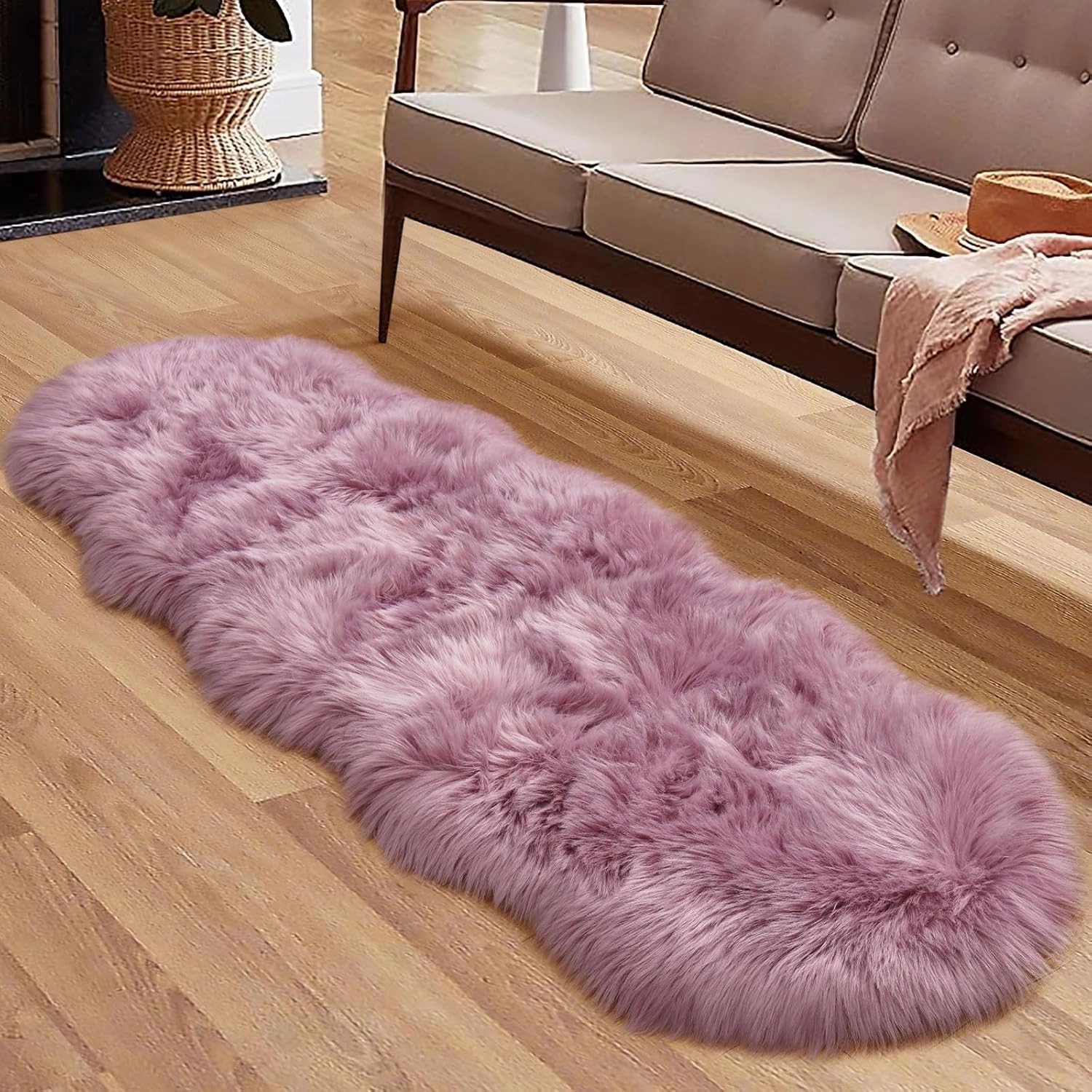 Faux Fur Rug for Bedroom, Fluffy Runner Rugs Soft Sheepskin Rug Sofa Couch Seat Cushion, 2x6ft Light Purple Plush Area Rug Shag Rugs Floor Carpets for Nursery Bedside, Shaggy Fuzzy Home Decor