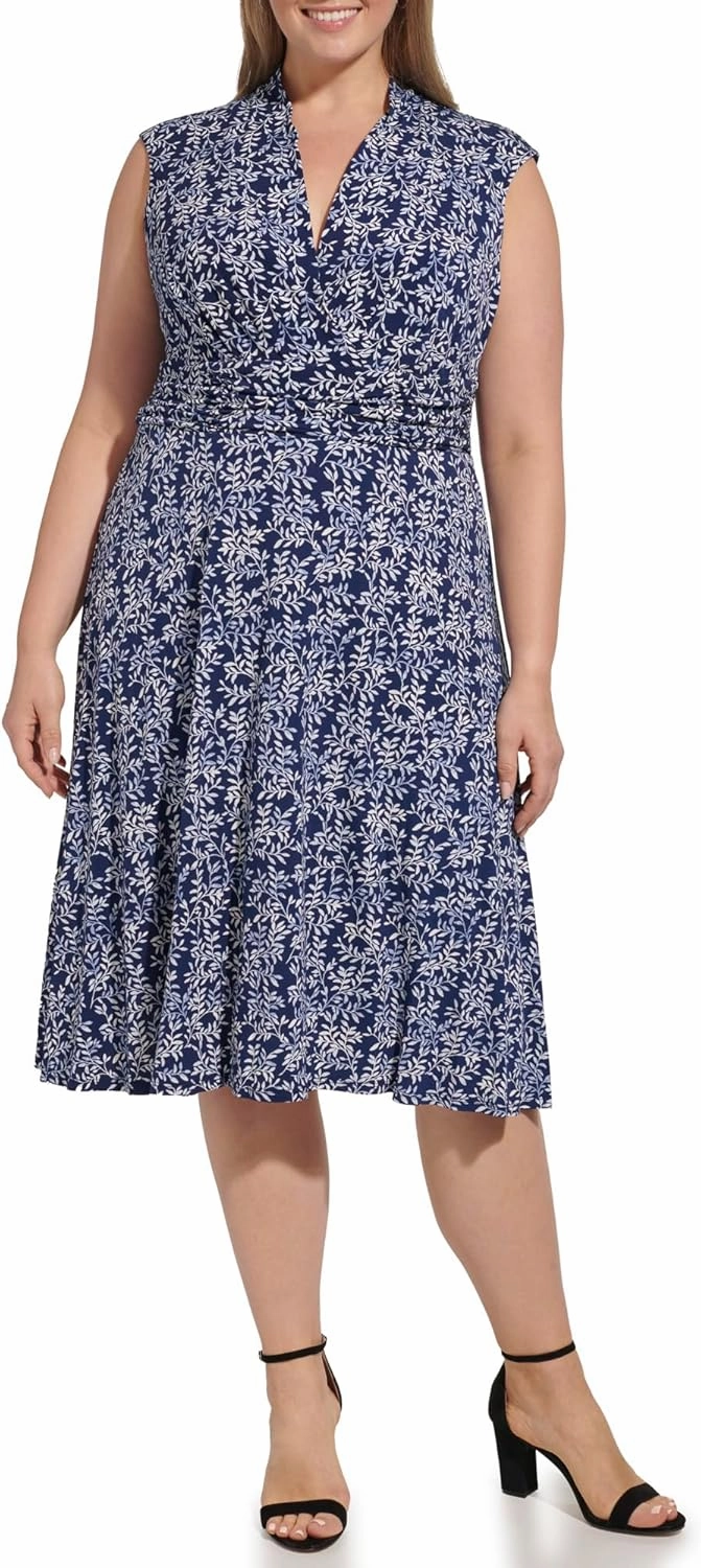Jessica Howard Women's Sleeveless V-Neck Fit & Flare Mini Dress