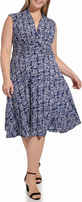 Jessica Howard Women's Sleeveless V-Neck Fit & Flare Mini Dress