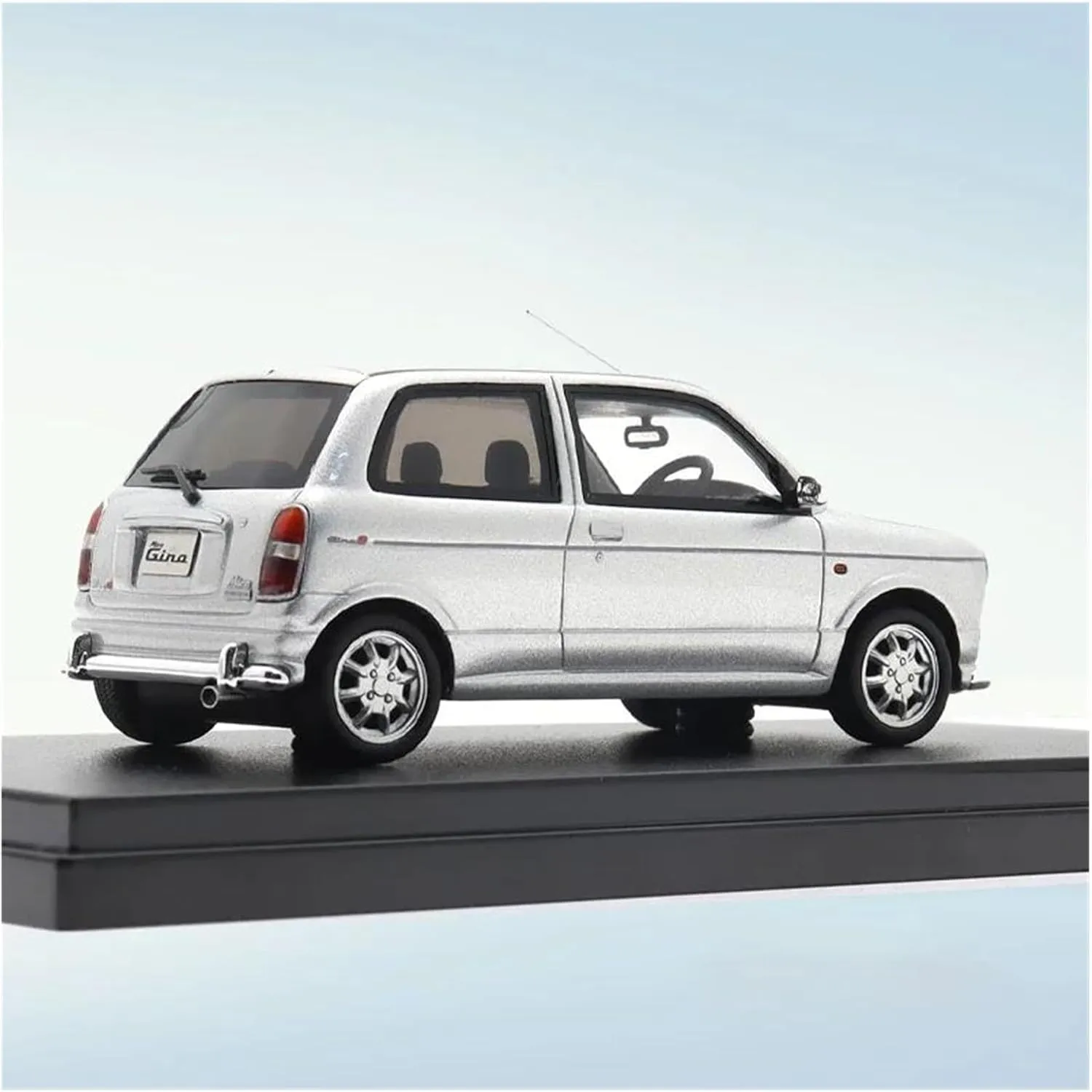 Metal Die Cast Toy Cars Resin Car Model 1/43 Scale for Mira Gino 2000 Classic Simulation Die Casting Automotive Collection Decoration Red for Home Or Office Décor(White)
