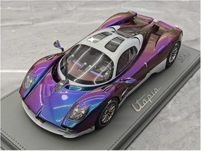 Metal Die Cast Toy Cars 1 18 for Pagani Utopia Supercar Simulation Resin Car Model Hobby Decoration Collection Souvenirs for Home Or Office Décor