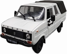 Metal Vehicles Toys 1/43 for Tarpan 237 Die-cast Toy Alloy Vehicle Model with Canopy Static Small Scale Indoor Decoration Home Or Office Décor