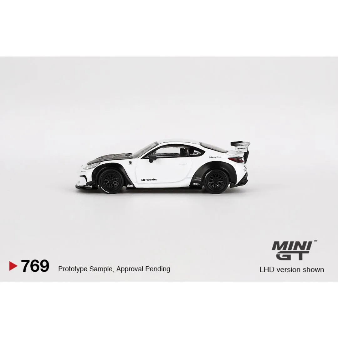 MINI GT #769: Toyota GR86 LB★Nation White