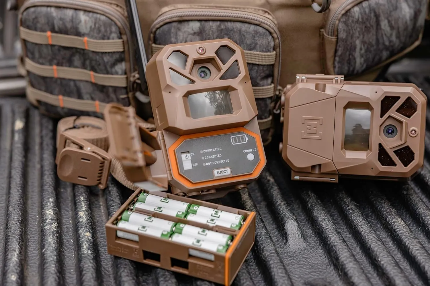 Moultrie Edge 2 Cellular Trail Camera - Auto Connect Nationwide 4G LTE - On Demand 36MP Photo - 1080P Video with HD Audio - 100 Ft Detection Range - Low Glow Flash
