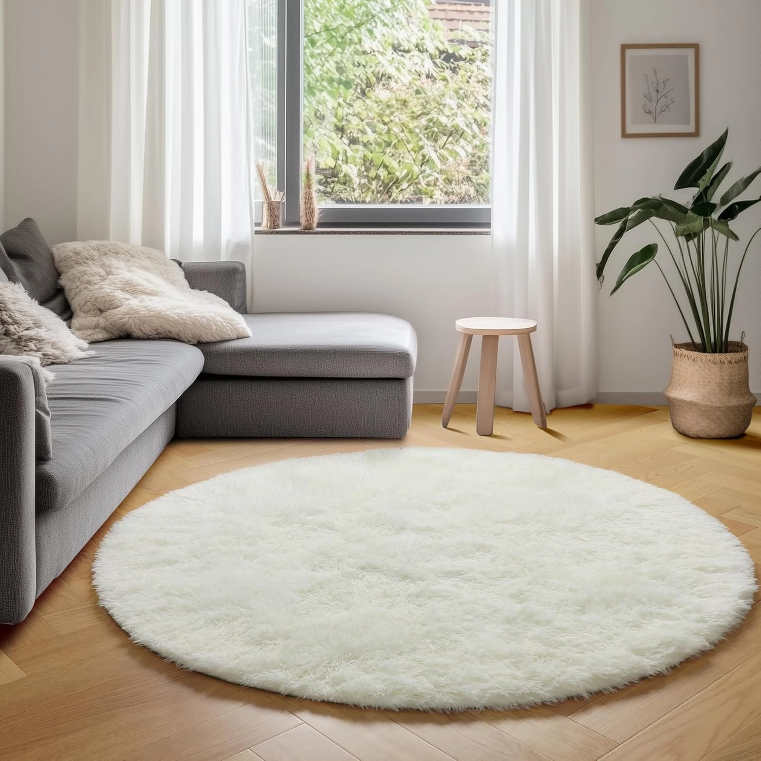PAGISOFE Cream White Round Rugs 5Ft, Fluffy Shaggy Ivory Carpets, Rugs for Girls Boys Baby Kids Bedroom, Indoor Furry Comfy Teepee Mats, Circular Rug for Reading Area Nursery Room Decor Aesthetic
