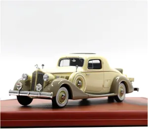 Resin Car Vehicle Model Fit for Packard 1936 1 43 Super Luxury Two-Door Coupe Resin Model Classic Vintage Car Ornament Collection Festive Deluxe Gift