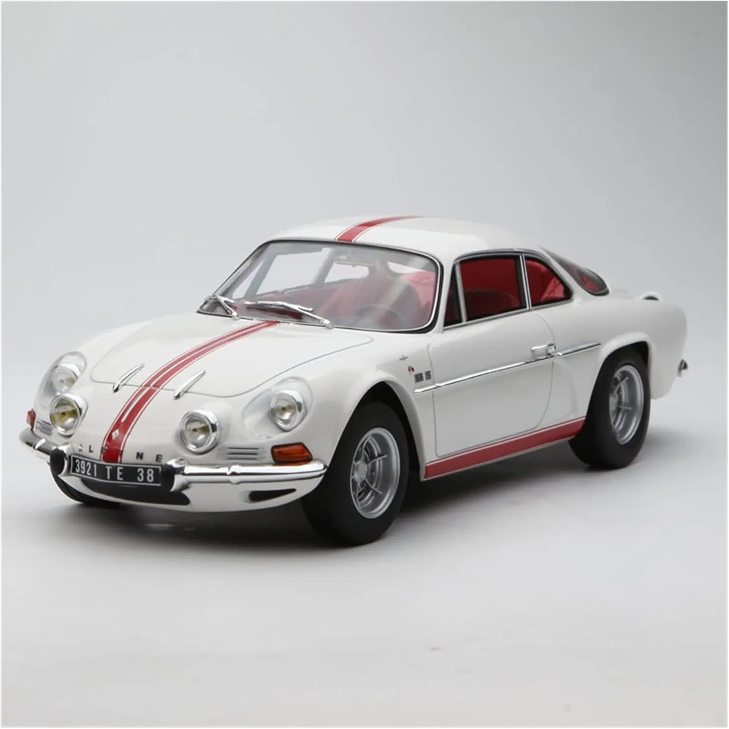 Resin Car Vehicle Model Fit for Renault Alps A110 1600S 1971 1 18 Alloy White Classic Car Model Retro Boutique Ornament Display Festive Deluxe Gift