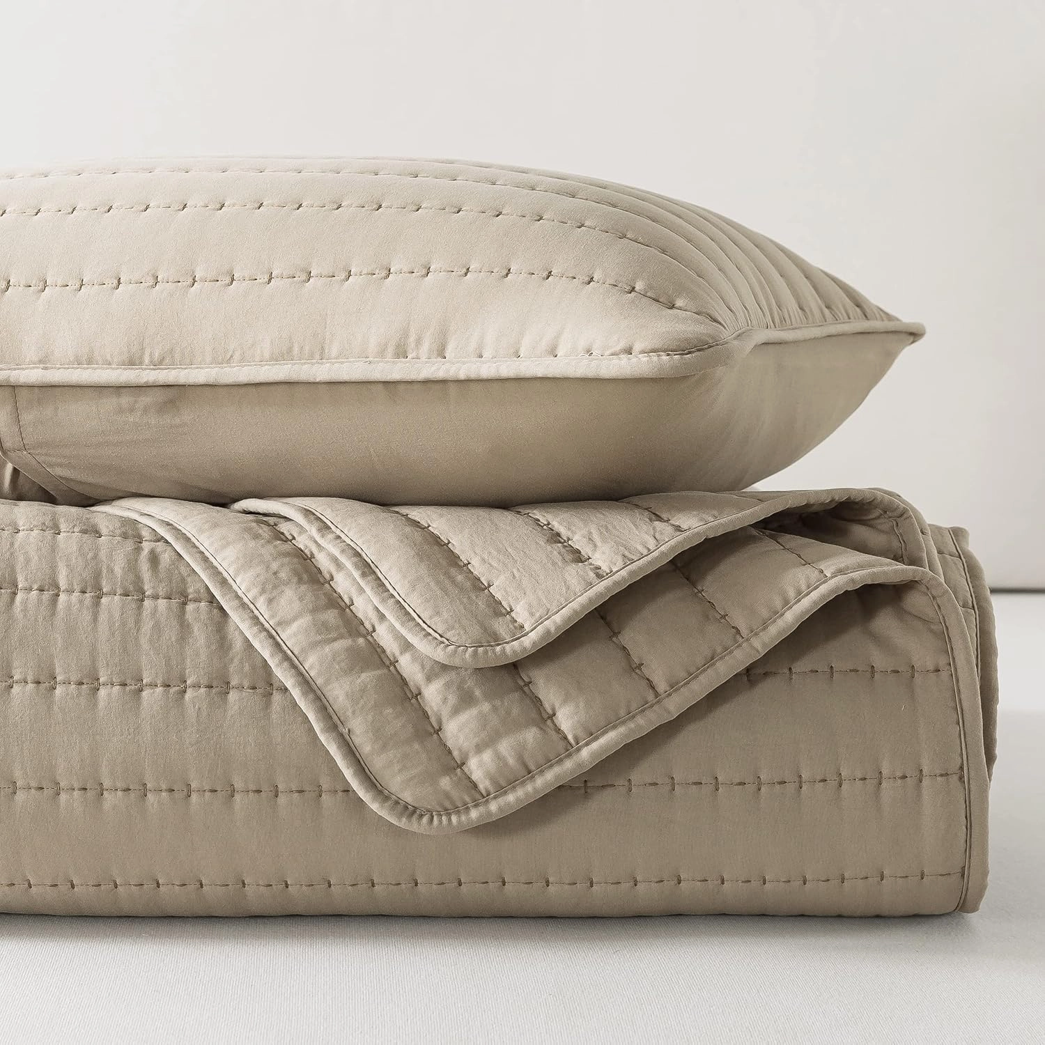 ROARINGWILD Beige Cream Tan Queen Size Quilt Bedding Sets with Pillow Shams, Full Lightweight Bedspread Coverlet, Quilted Blanket Thin Comforter Bed Cover for All Season, 3 Pieces, 90x90 inches