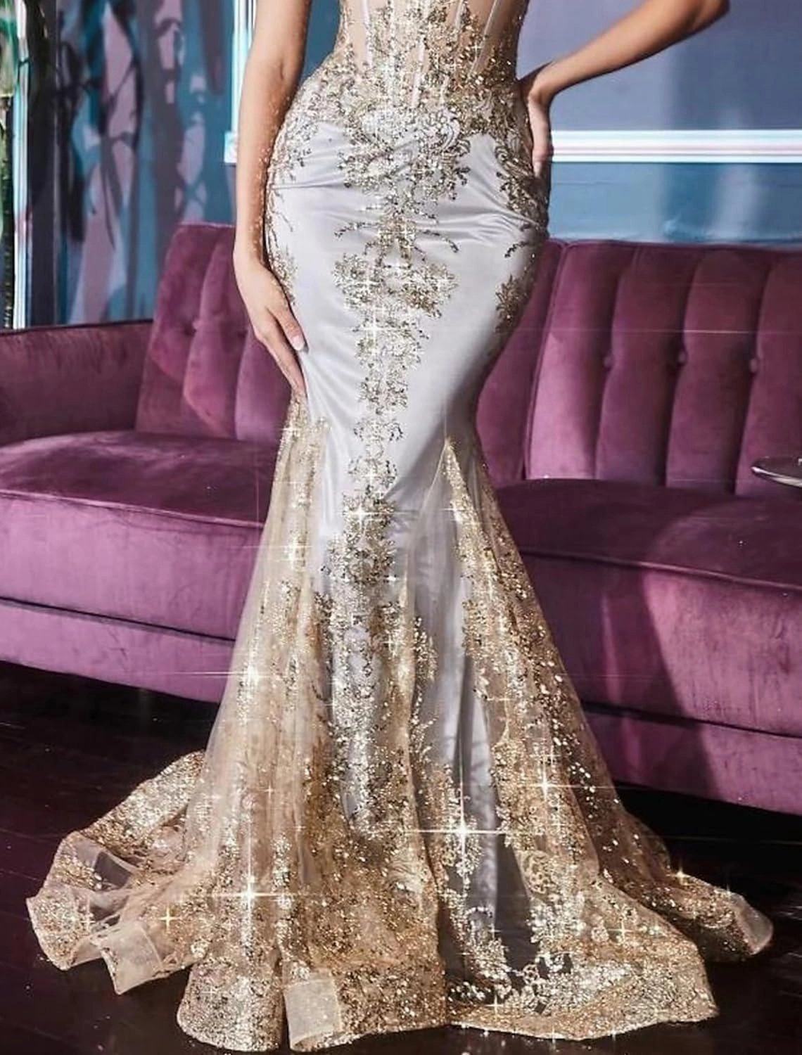 Sexy Celebrity Dresses Mermaid Deep V Neck Sequin Crystals Embroidery Sleeveless Court Train Lace Evening Dress