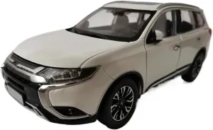 Simulation Car Model 1:18 for GAC Outlander Off-Road Vehicle SUV Diecasts Alloy Car Model Static Finished Ornaments Souvenirs Mini Vehicles Toys