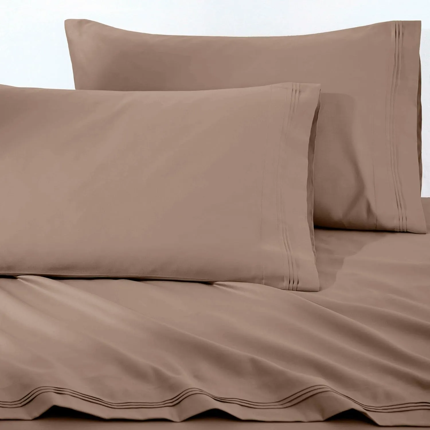 Superior Egyptian Cotton 4 Piece Sheet Set, Luxury 1500 Thread Count, Modern Design, Sustainable Sheets, Ultra-Soft Basics, Solid, Deep Pocket Fitted Sheet, Flat Sheet, Pillowcases, Queen, Taupe