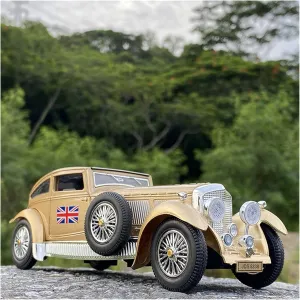 Toy car Model 1:28 Classic Car 8L Alloy Car Model Diecast Toy with Sound and Light High Children Toy Gift (Color : Gold)