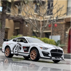 Toy car Model 1/32 for Ford Mustang Shelby GT500 Alloy Sports Car Model Diecast with Sound and Light Toy Gift (Color : White)