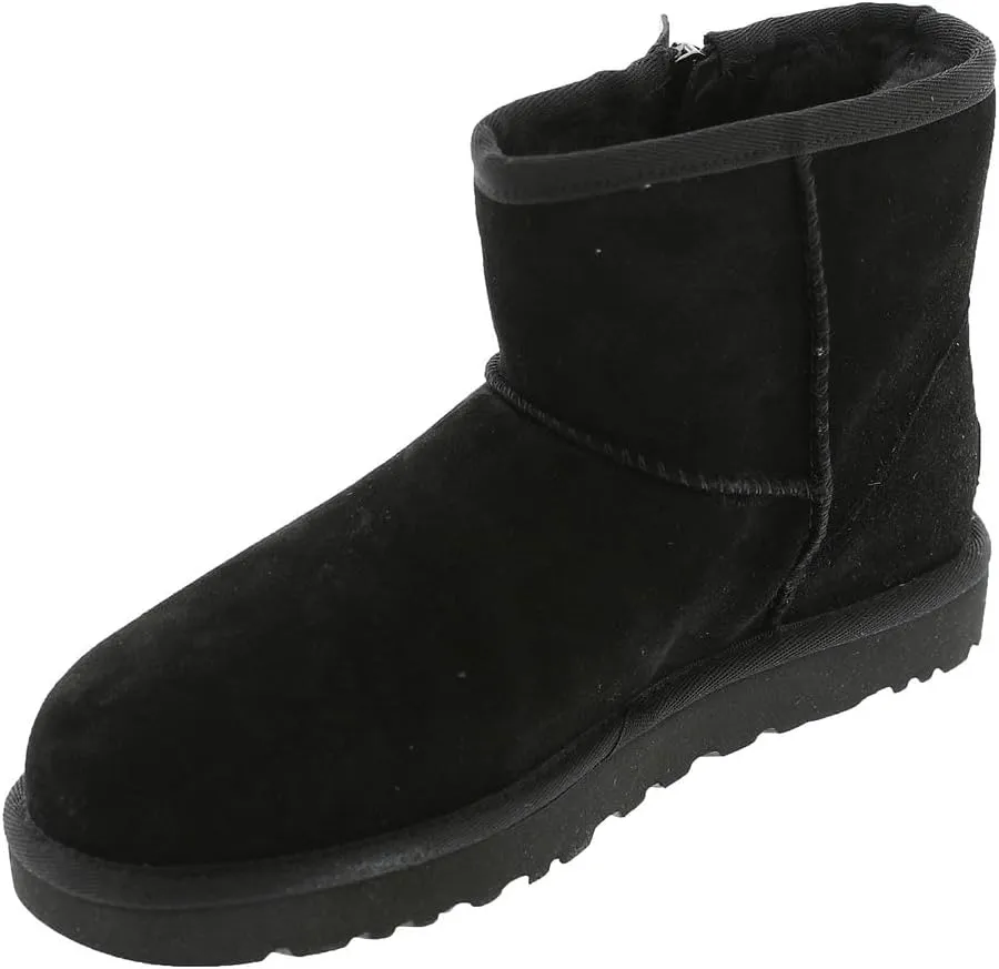 UGG Women's Classic Mini Bailey Zip Boot