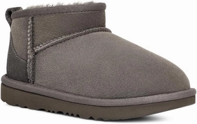 UGG Unisex-Child Classic Ultra Mini Fashion Boot