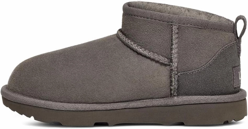 UGG Unisex-Child Classic Ultra Mini Fashion Boot