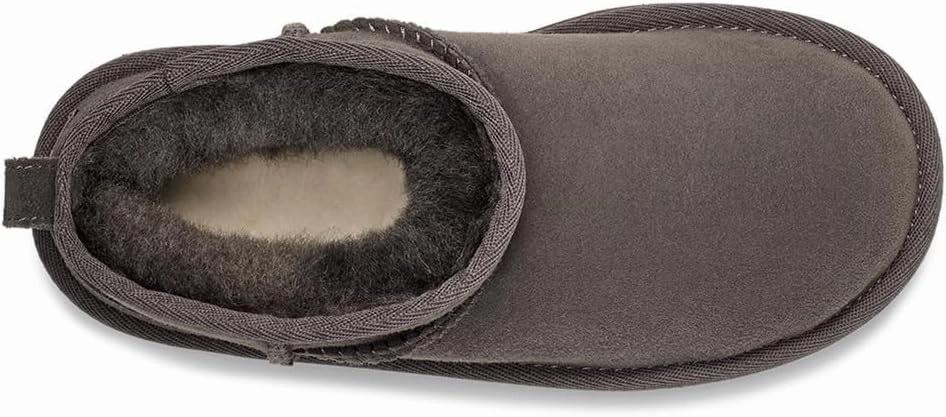 UGG Unisex-Child Classic Ultra Mini Fashion Boot