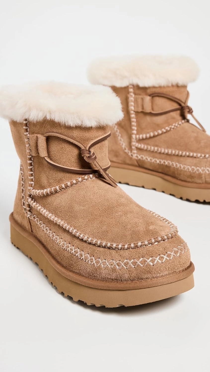 UGG Women's Classic Mini Alpine Fashion Boot